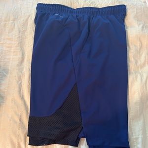 Nike Men’s Dri-Fit Basketball Shorts Size L